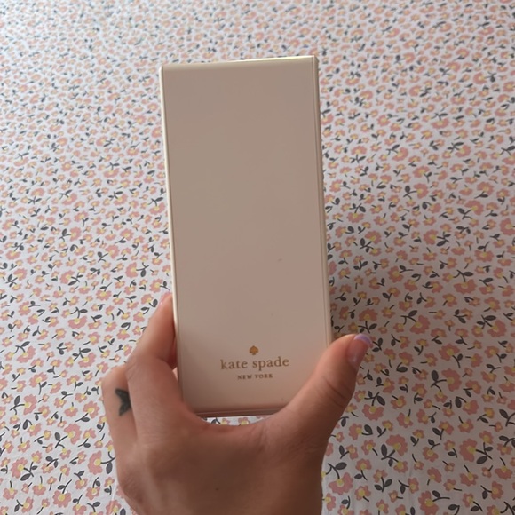 Kate spade ♠️ speaker - Picture 5 of 10